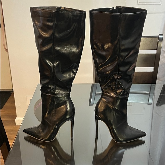 Black Knee-High Stiletto Heeled Pointed Toe Women's Boots - Picture 5 of 5